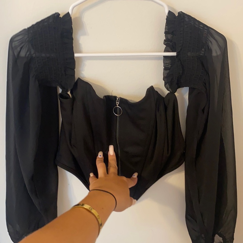 crop top